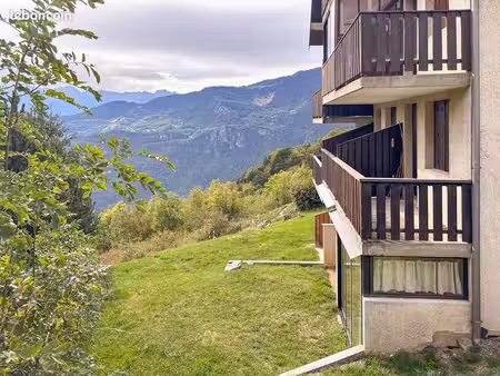 studio 1 pièce 24 m²