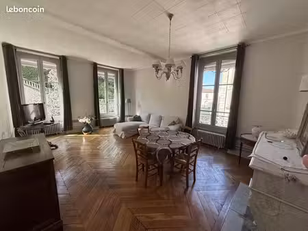 appartement 3 pièces 85 m²