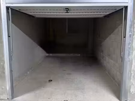 garage / box fermé sécurisé à louer – viry