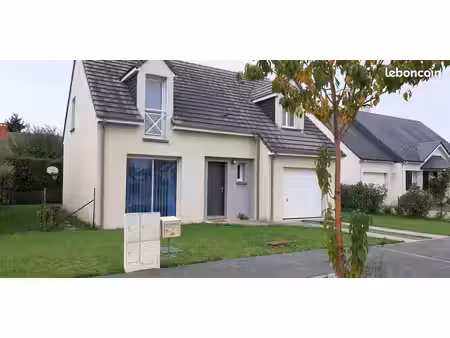 maison 5 pièces. 105 m²