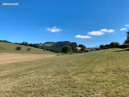 terrain viabilisé avec vue imprenable sur l'albanais
