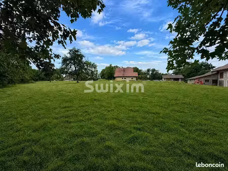 terrain 957 m² marlioz