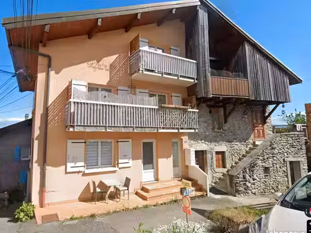 t2 37 m² rénové – vendu loué meublé – parking + cave – lugrin