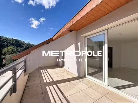 appartement t2 avec terrasse et garage