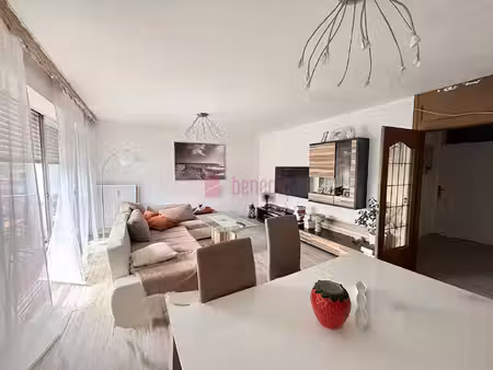appartement forbach  3 chambres et balcon