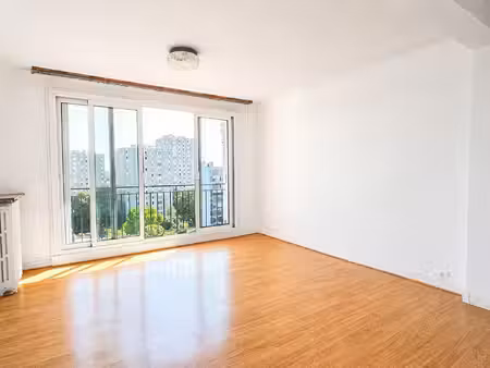 vente appartement 3 pièces  58.00m²  ivry