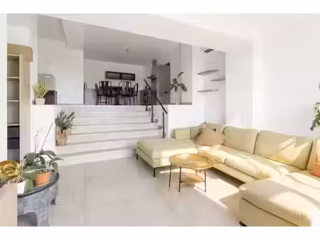 appartement t4 88m2 terrasse de 38m2 place de paking