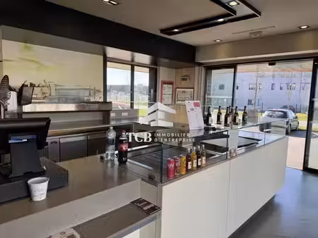 location commerce nort sur erdre 44390 150m²