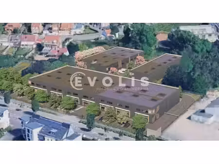 location local d’activités 172m² à 6811m²