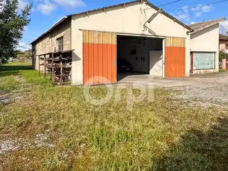 local 280m² au centre d'oloron-sainte-marie