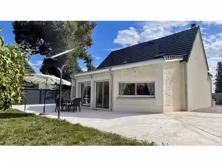 pavillon récent en excellent état