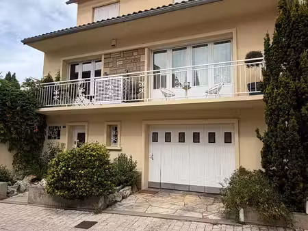 maison en centre ville +garage +terrasse