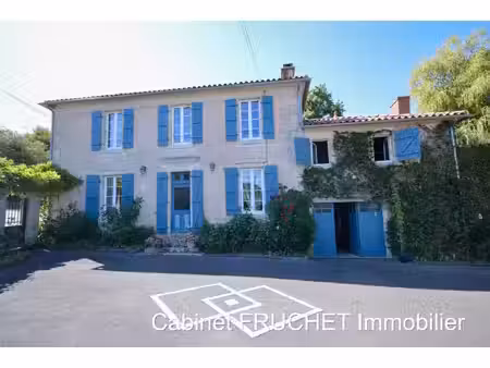chantonnay - très jolie maison de campagne (ancien moulin à