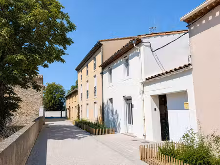 maison de village 4 pièces avec cour  garage et atelier à villegailhenc  proche carcassonn