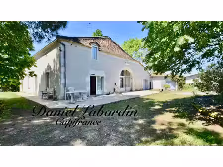 demeure en pierre - sechoir - dependances - 4 chambres