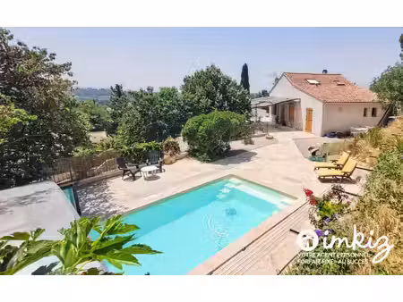 maison provençale t6 piscine et garage