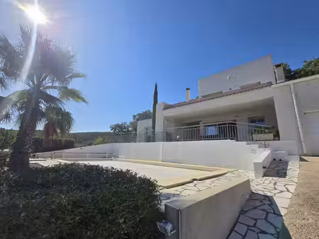 a vendre villa d'architecte piscine