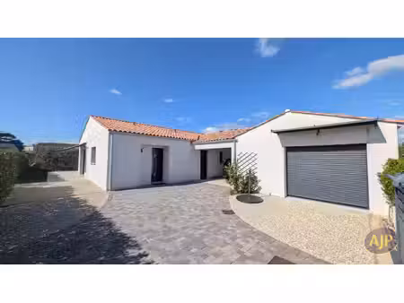 villa et studio saint michel en l herm 6 pièce(s) 144 m2
