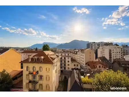 appartement 2 pièces avec vue dégagée