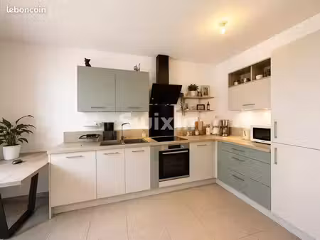 appartement 3 pièces 63 m²