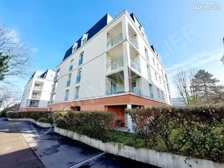 appartement 3 pièces 82 m²