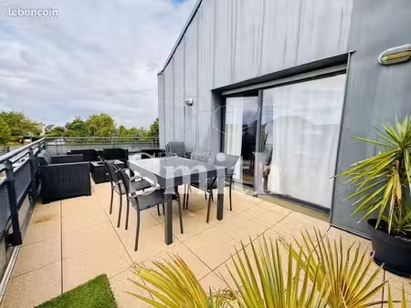 appartement 3 pièces 69 m²