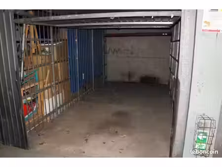 garage/box 15 m² canteleu