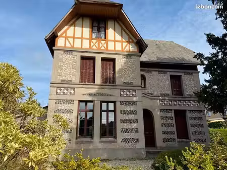 maison 7 pièces 186 m²