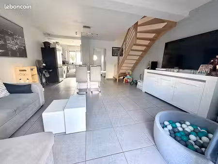 maison 4 pièces 74 m²