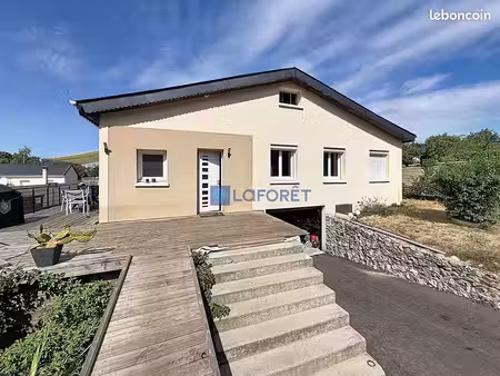 maison 9 pièces 150 m²