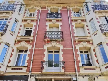 studio 1 pièce 28 m²