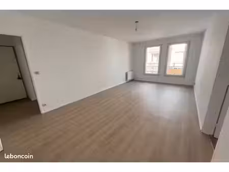 appartement 3 pièces 74 m²