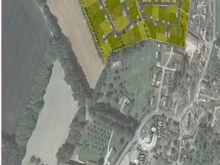 terrain 605 m² emanville