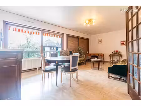 appartement 3 pièces 84 m²