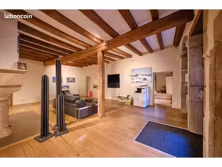 appartement 4 pièces 171 m²