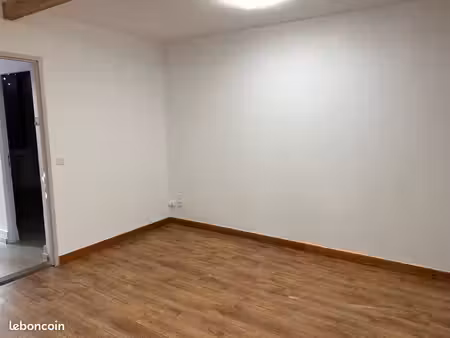 local commercial