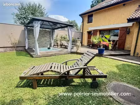 maison 5 pièces 184 m²