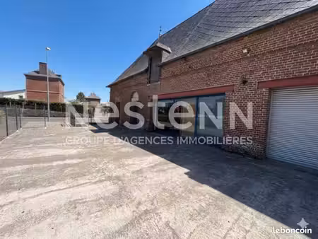 maison 2 pièces 360 m²