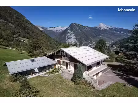 propriété 5 pièces 126 m²