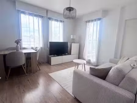 2 pièces 41 m² • balcon • parking • dpe c