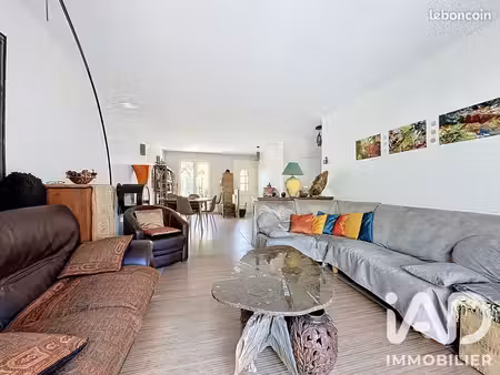maison familiale 6 pièces 109 m²