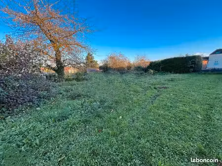 terrain 293 m² maurecourt