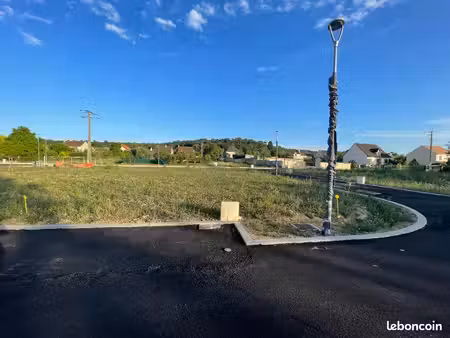 terrain 400 m² nantouillet