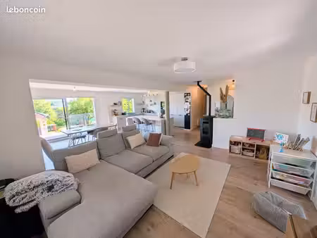 maison meublée 6 pièces 180 m²