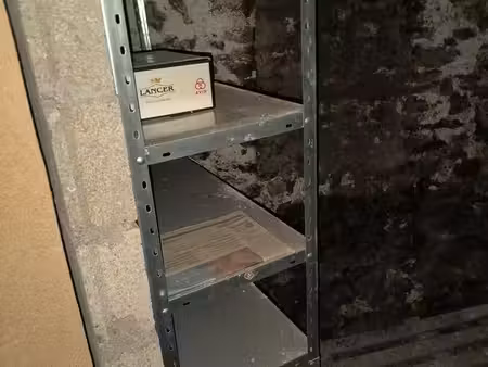 cave / espace de stockage