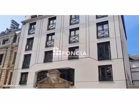 rouen centre – hôtel de ville – appartement 72 m² rénové – ascenseur – possibilité 2 chamb