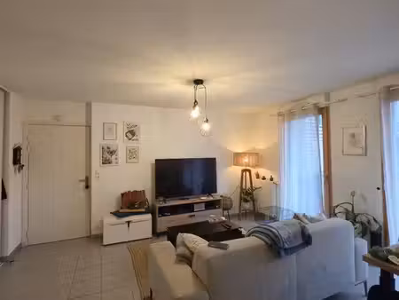 appartement t3 61 m2 montevrain proche rer