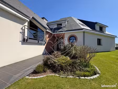 propriété 10 pièces 332 m²
