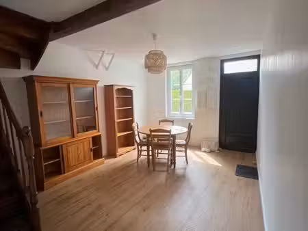maison 3 pièces + bureau à louer
