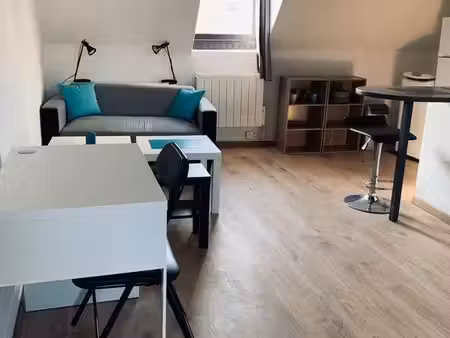 très joli f2 meublé près centre gare